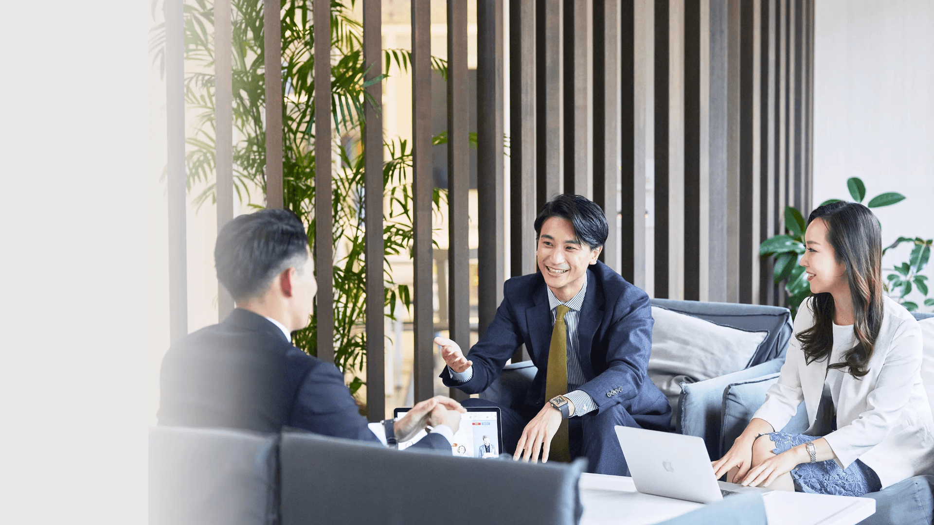 バチャナビ | 株式会社Enjin